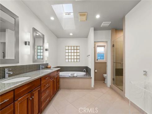 2101 N Westwood   Avenue, Santa Ana, CA