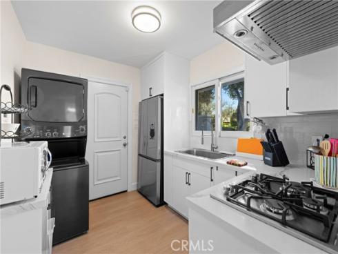 2101 N Westwood   Avenue, Santa Ana, CA