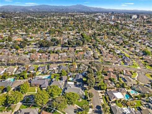 2101 N Westwood   Avenue, Santa Ana, CA