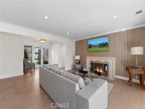 2101 N Westwood   Avenue, Santa Ana, CA