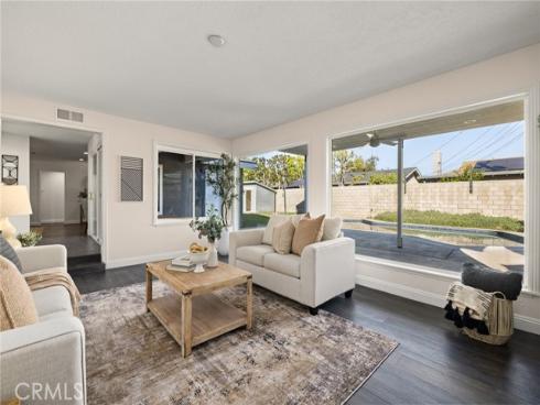 1529  Catalina   Avenue, Santa Ana, CA