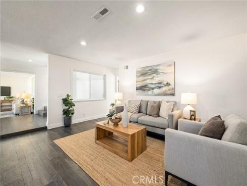 1529  Catalina   Avenue, Santa Ana, CA