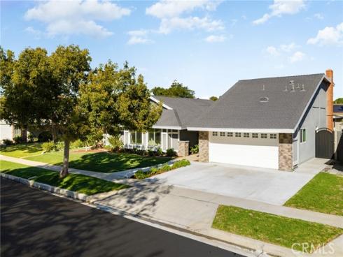 1529  Catalina   Avenue, Santa Ana, CA