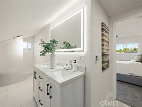 1529  Catalina   Avenue, Santa Ana, CA