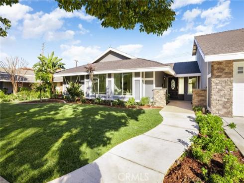 1529  Catalina   Avenue, Santa Ana, CA