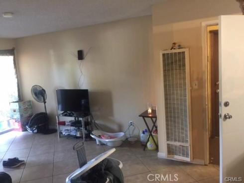 801 S Lyon A111 Street, Santa Ana, CA