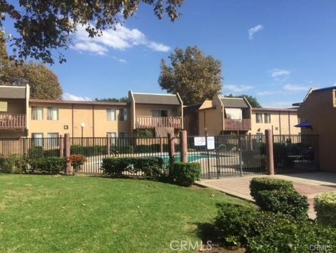 801 S Lyon H-3 Street, Santa Ana, CA