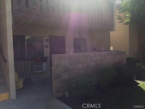 801 S Lyon H-3 Street, Santa Ana, CA