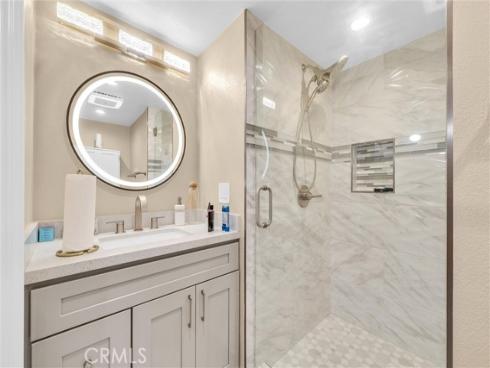 2520 N Tustin  B , Santa Ana, CA