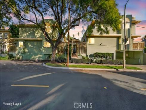 809 N. Spurgeon Street 2