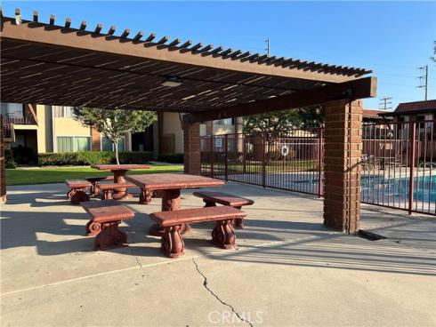 1400 W Warner  42  Avenue, Santa Ana, CA