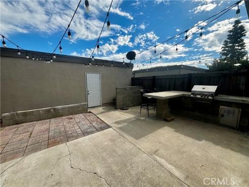 2910 Bradford Place, Santa Ana, CA