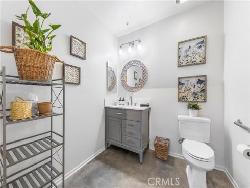 210 N Spurgeon   Street, Santa Ana, CA