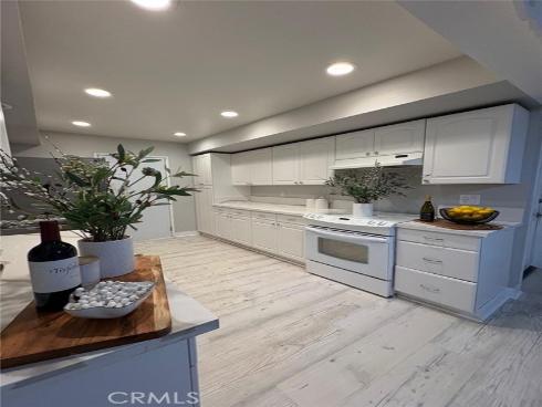 5410 W Davit Avenue, Santa Ana, CA