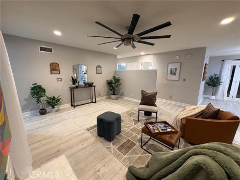 5410 W Davit Avenue, Santa Ana, CA