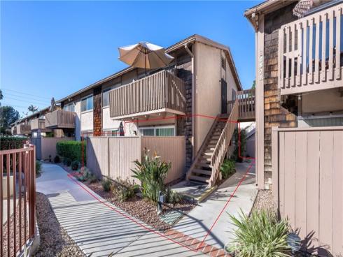 1082 Cabrillo Park A