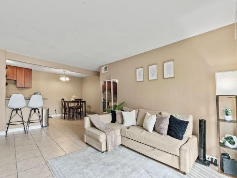 1101 W Macarthur  244 , Santa Ana, CA