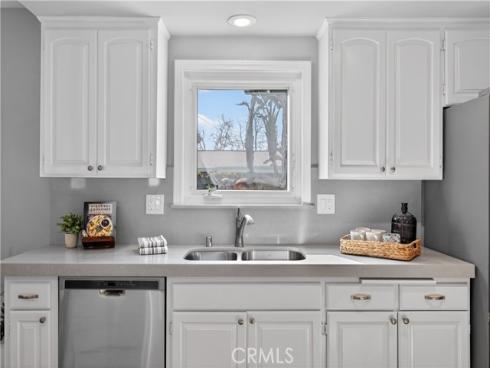 1610 E 20th   Street, Santa Ana, CA