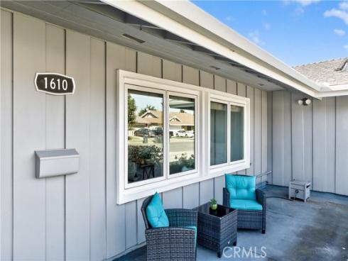 1610 E 20th   Street, Santa Ana, CA