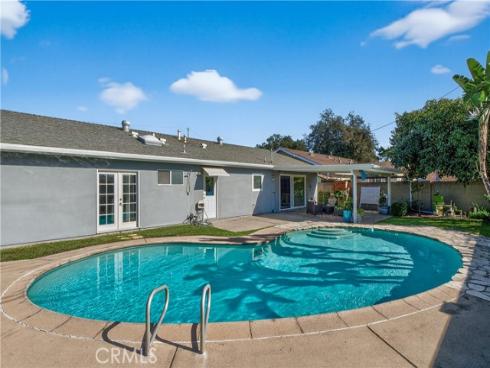 1610 E 20th   Street, Santa Ana, CA