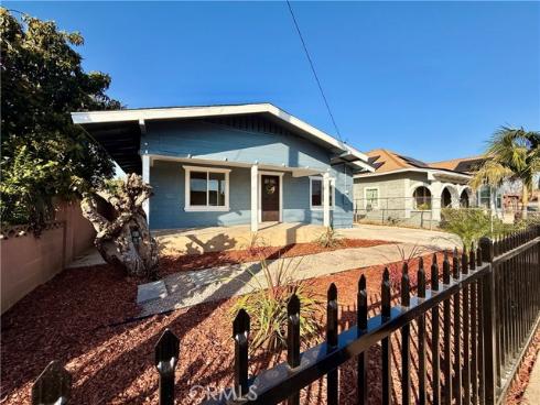 423 E Adams , Santa Ana, CA