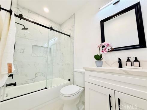 423 E Adams , Santa Ana, CA