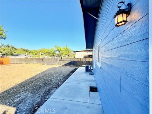 423 E Adams , Santa Ana, CA