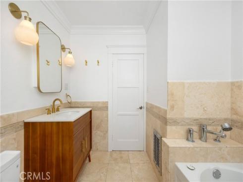 2416  Poinsettia   Street, Santa Ana, CA