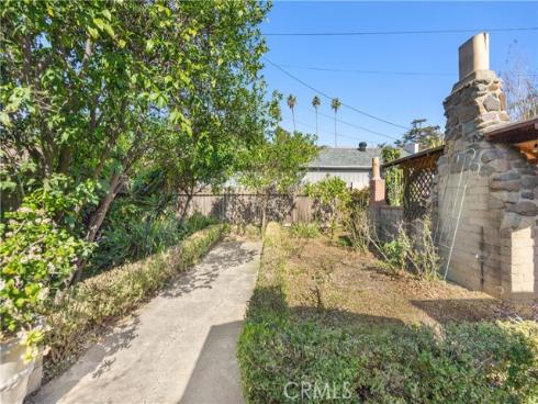 2416  Poinsettia   Street, Santa Ana, CA