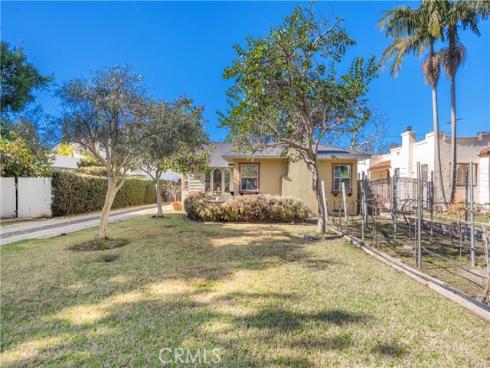 2416  Poinsettia   Street, Santa Ana, CA