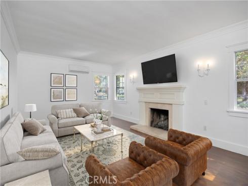 2416  Poinsettia   Street, Santa Ana, CA