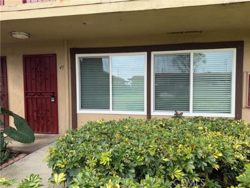 1400 W. Warner Avenue 41