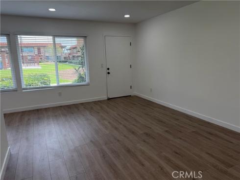 1400 W Warner  41  Avenue, Santa Ana, CA