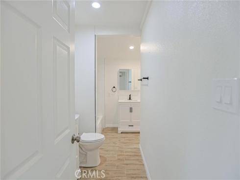 122 N Bewley   Street, Santa Ana, CA