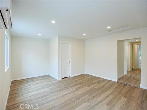 122 N Bewley   Street, Santa Ana, CA