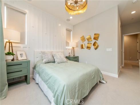 824  s harbor blvd  , Santa Ana, CA