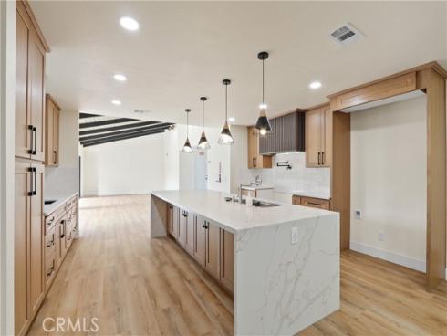 1216 W River  , Santa Ana, CA