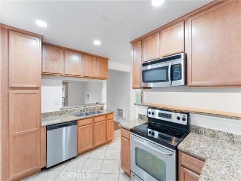 1345  Cabrillo Park  L16  Drive, Santa Ana, CA