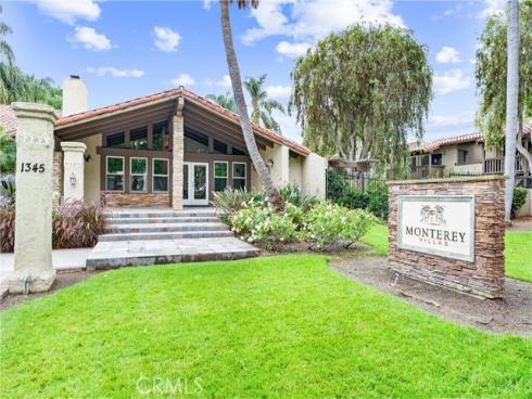 1345  Cabrillo Park  L16  Drive, Santa Ana, CA