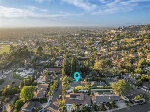 13132  Barrett Hill  , Santa Ana, CA