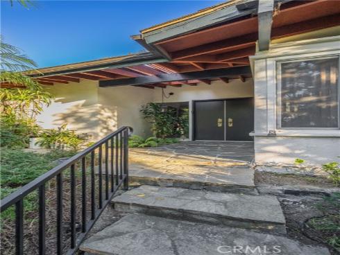 13132  Barrett Hill  , Santa Ana, CA