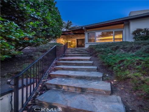 13132  Barrett Hill  , Santa Ana, CA