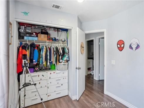 321  Burlington Common  , Santa Ana, CA