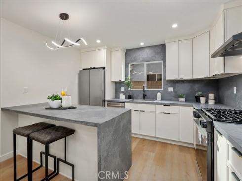 1725 W Harvard   Street, Santa Ana, CA