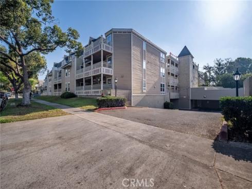 300 E Chestnut Ave. Unit #205, Santa Ana, CA