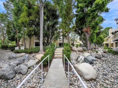 3640 S Bear  F  Street, Santa Ana, CA