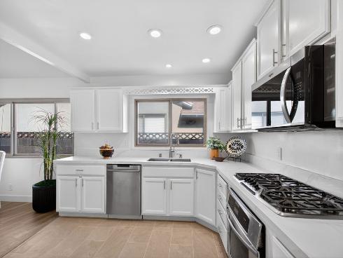 2610 N Deodar  , Santa Ana, CA