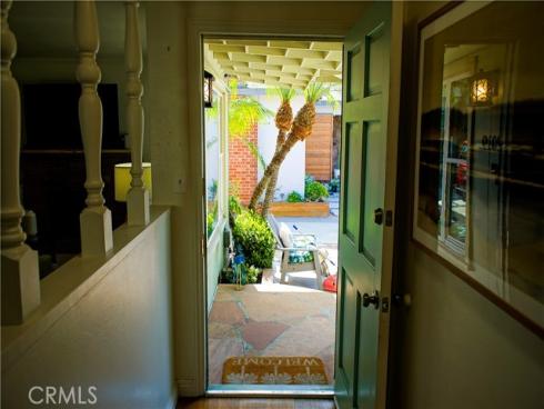 2019 Valencia , Santa Ana, CA