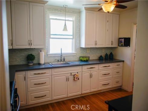 2019 Valencia , Santa Ana, CA