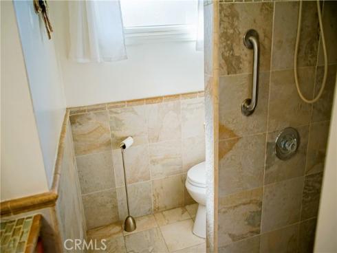 2019 Valencia , Santa Ana, CA